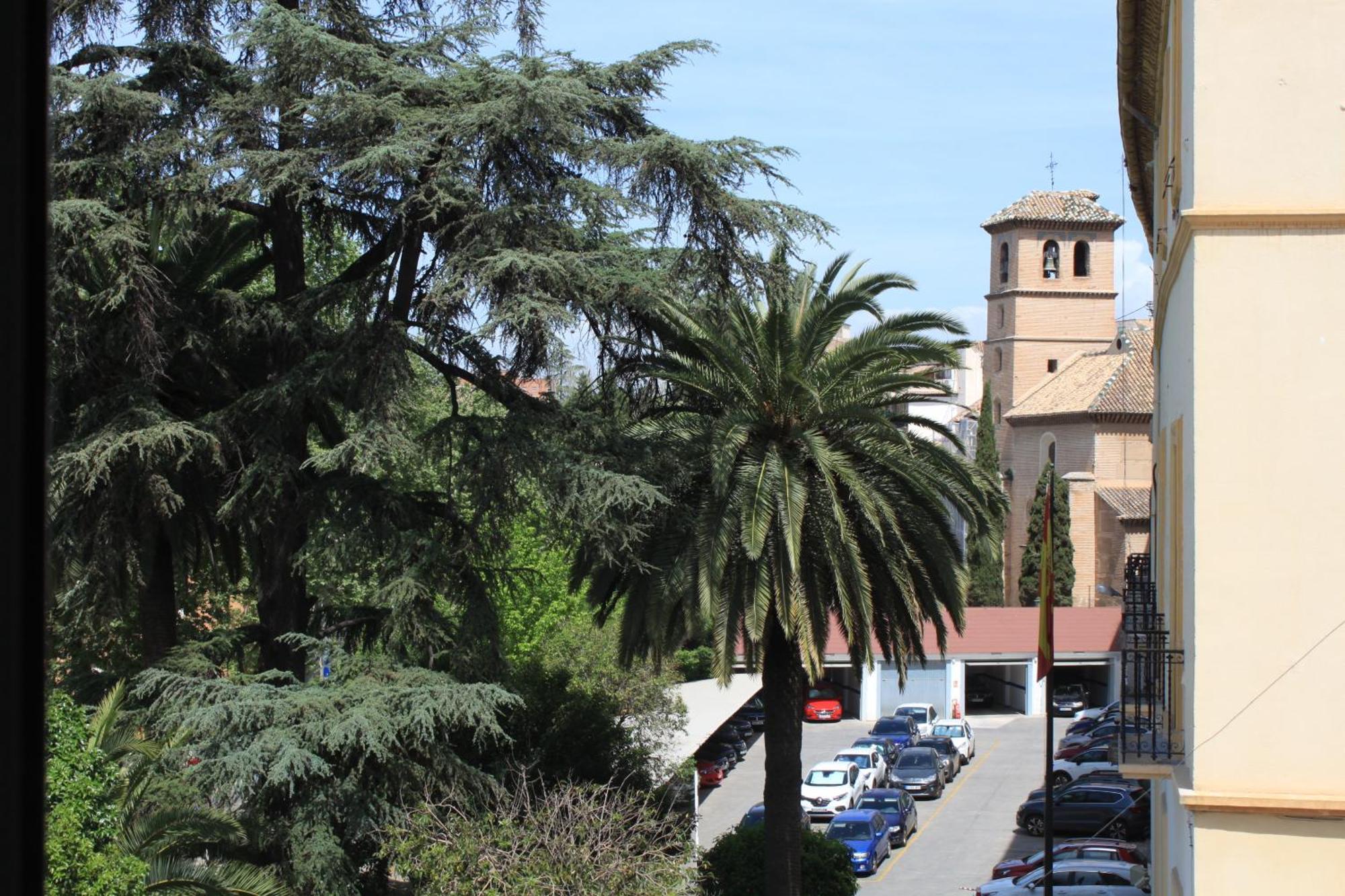 Piso Arco De Elvira Plaza Del Triunfo Apartment Granada Exterior photo